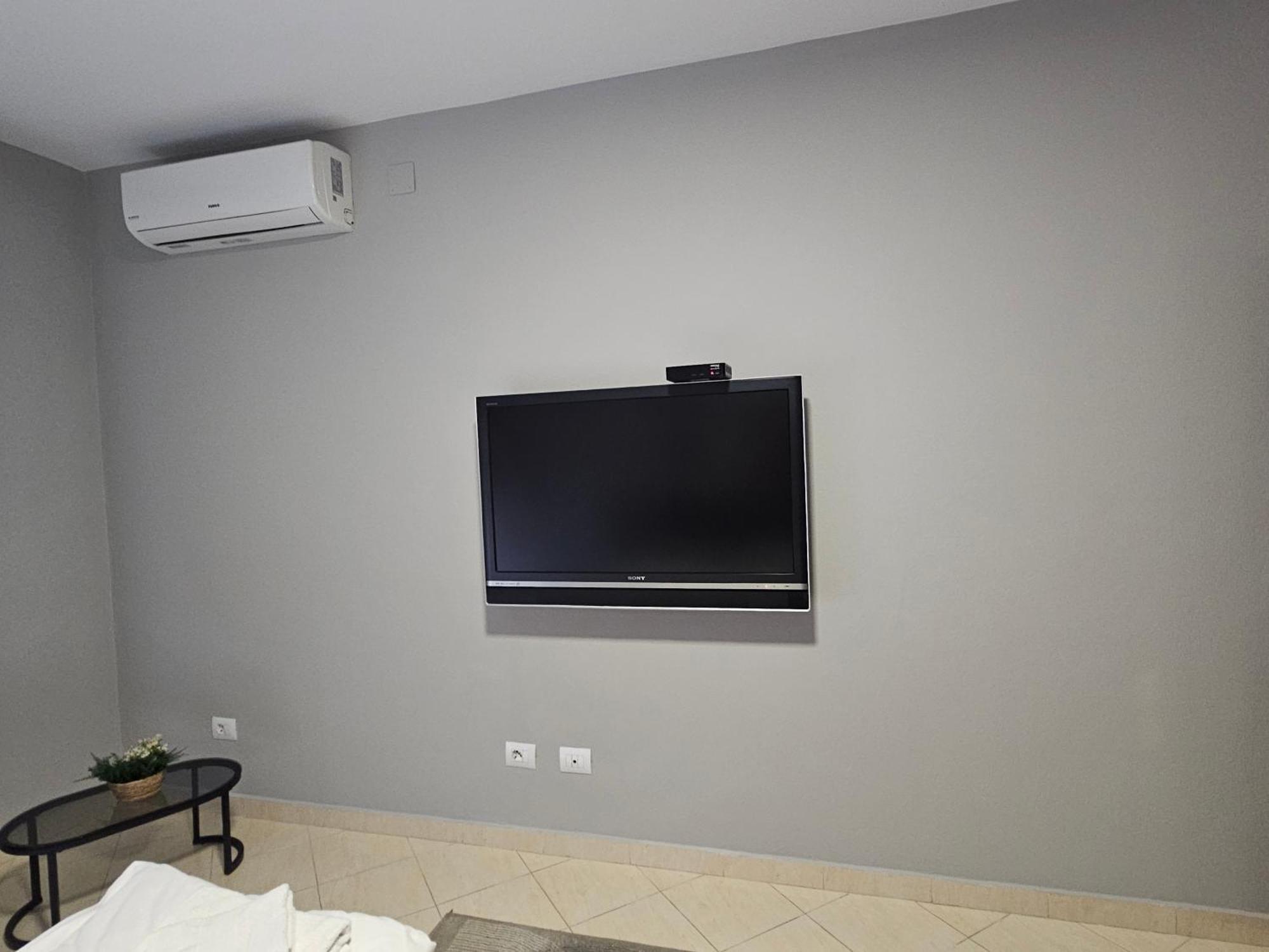 Tirana Center Apartment 12 Buitenkant foto